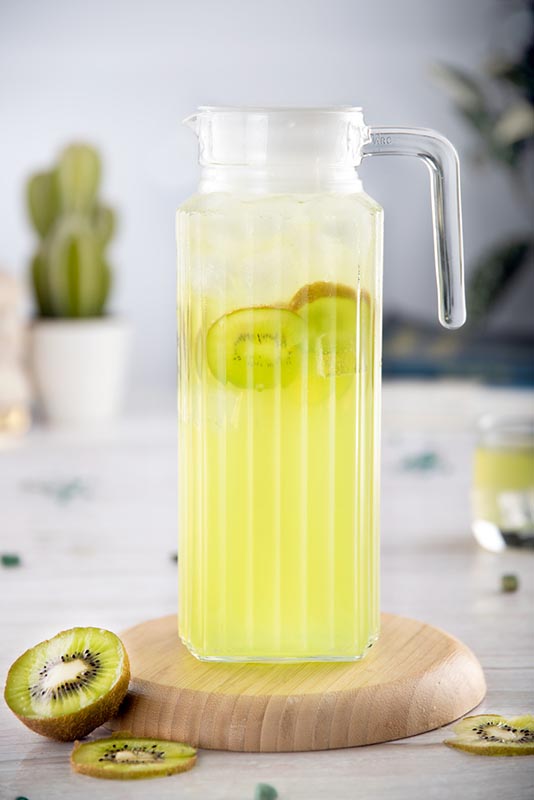 Luminarc 1 Piece Quadro Jug with Lid - 1.3L